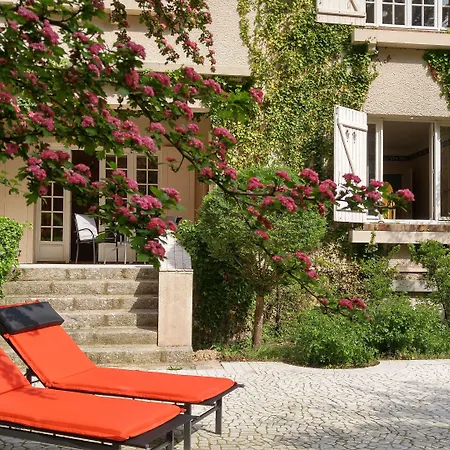 Domaine De Bramefaon Bed & Breakfast 3*